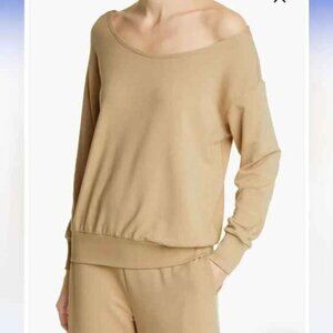 L'AGENCE Kimora Off Shoulder Sweatshirt Boatneck In Camel Size XS